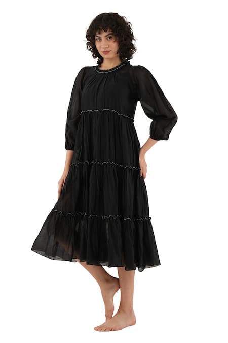 Buy_Khat_Black Chanderi Silk Piping Round Neck Frilled Midi Dress 