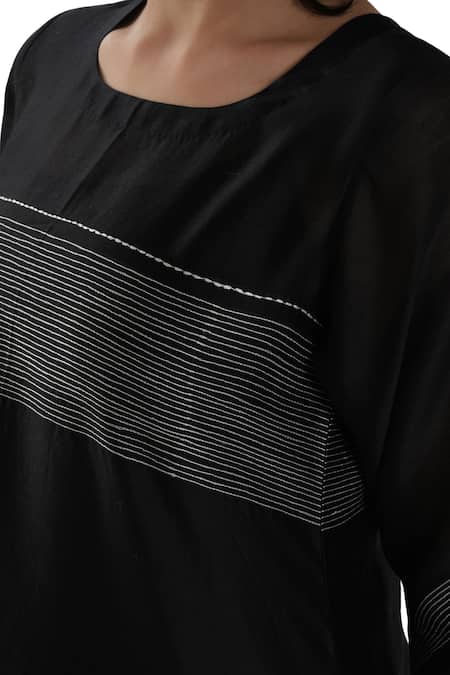 Buy_Khat_Black Chanderi Silk Embroidery Contrast Yoke Dress 