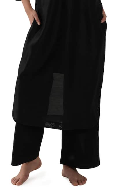 Shop Khat Black Chanderi Silk Embroidery Round Neck, Yes Kurta And Pant Set Shop_Khat_Black Chanderi Silk Embroidery Round Neck, Yes Kurta And Pant Set