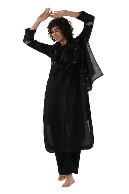 Khat_Black Chanderi Silk Embroidery Round Neck Straight Kurta Set _at_Aza_Fashions