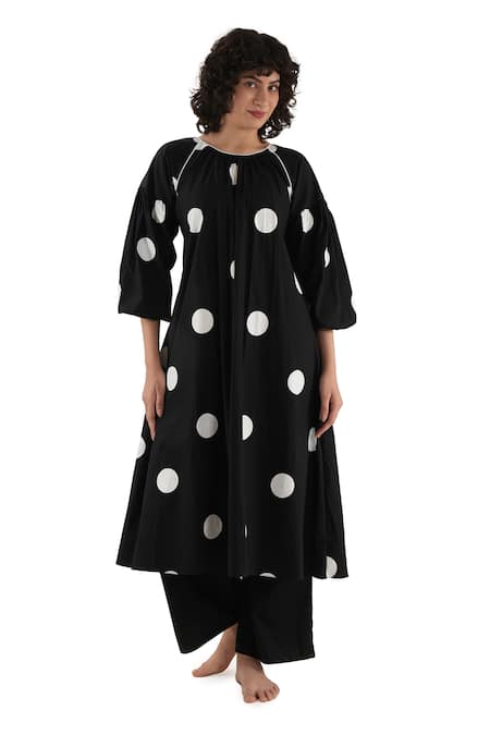 Shop_Khat_Black Cotton, Poplin Piping Round Neck, Yes Polka Print Kurta Set _Online_at_Aza_Fashions