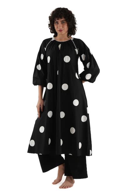 Khat_Black Cotton, Poplin Piping Round Neck, Yes Polka Print Kurta Set _at_Aza_Fashions