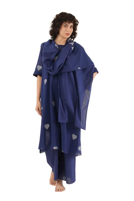Buy_Khat_Blue Cotton Square Neck Handwoven Heart Pattern Kurta Set _Online_at_Aza_Fashions