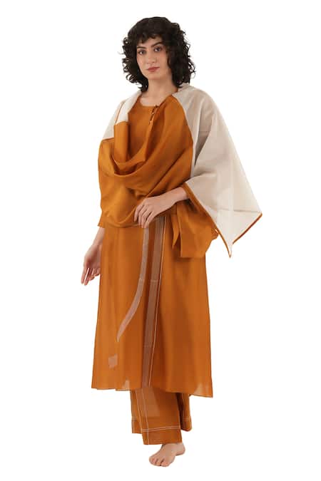 Khat Abstract Pattern Chanderi Silk Kurta Set 