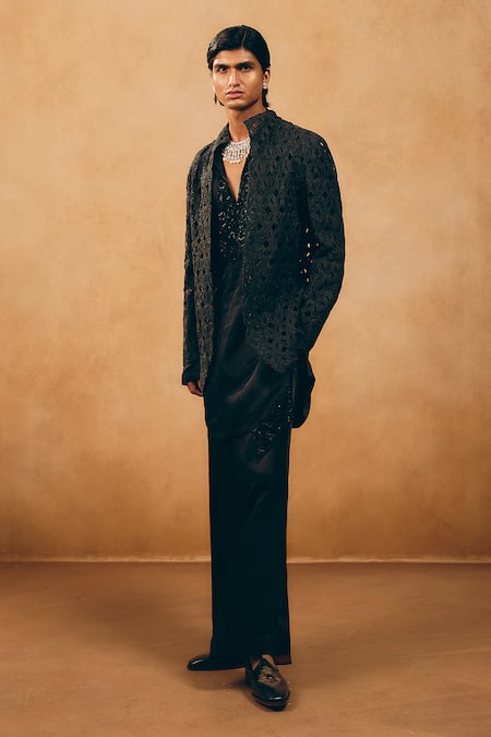 Mukti And Kavith Casa Geometric Cutwork Jacket & Kurta Set 