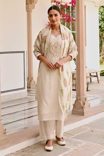 Shop_Karaj Jaipur_Cream Chanderi, Cotton Embroidery, Gota Patti V-neck, Yes Kurta Set _Online_at_Aza_Fashions