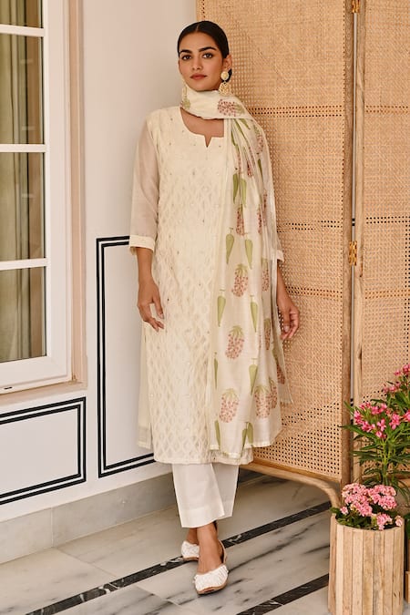 Shop Karaj Jaipur Cream Chanderi, Cotton Embroidery Thread Kurta Set Shop_Karaj Jaipur_Cream Chanderi, Cotton Embroidery Thread Kurta Set