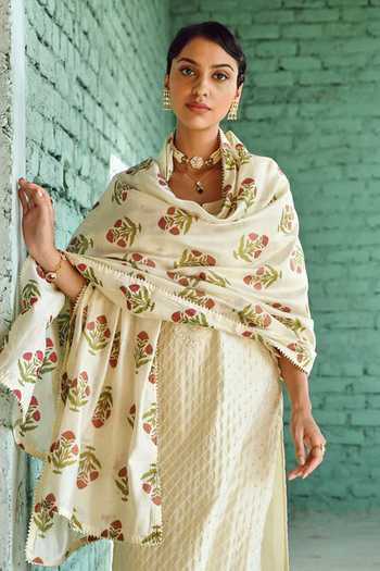 Karaj Jaipur_Cream Cotton, Chanderi Embroidery Split V-neck Thread Kurta Set _at_Aza_Fashions