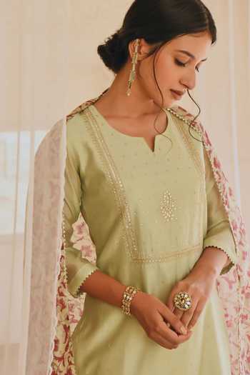 Buy_Karaj Jaipur_Green Cotton, Chanderi Embroidery V-neck Kurta Set With Dupatta _Online_at_Aza_Fashions