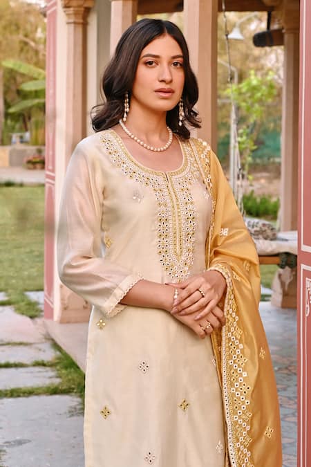 Karaj Jaipur_Cream Chanderi, Cotton Embroidery, Mirrors Round Neck Kurta Set _at_Aza_Fashions