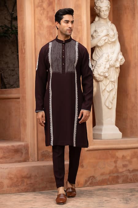 Design O Stitch Cocoa Vine Embroidered Kurta Set 