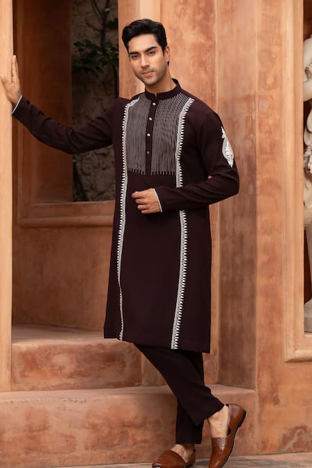 Design O Stitch Cocoa Vine Embroidered Kurta Set 