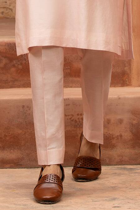 Design O Stitch_Pink Silk Embroidery Kurta And Pant Set _Online_at_Aza_Fashions