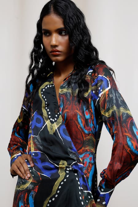 Buy Advait Blue Georgette, Satin V-neck, Collared Saeri Mini Dress Online at Aza Fashions Buy_Advait_Blue Georgette, Satin V-neck, Collared Saeri Mini Dress _Online_at_Aza_Fashions