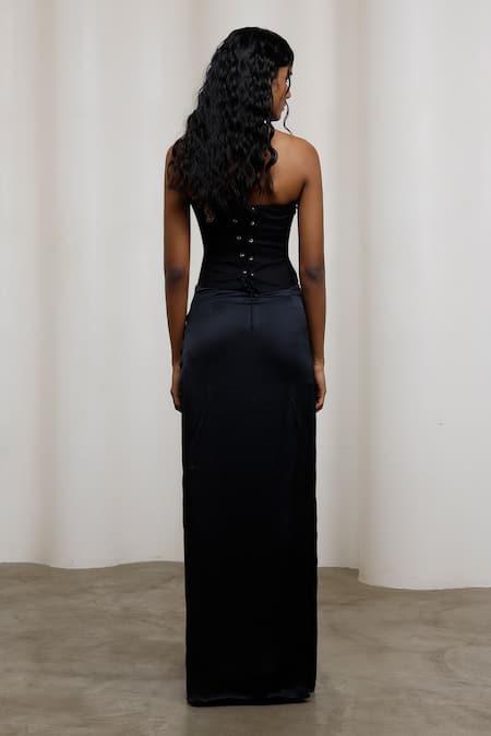 Advait Kuro One Shoulder Top & Skirt Set 