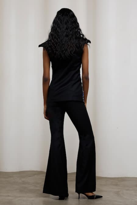 Advait Noa Sleeveless Blazer Trouser Set 