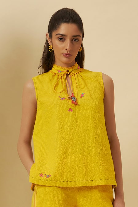 Nikasha Seersucker Tie-Up Sleeveless Top 