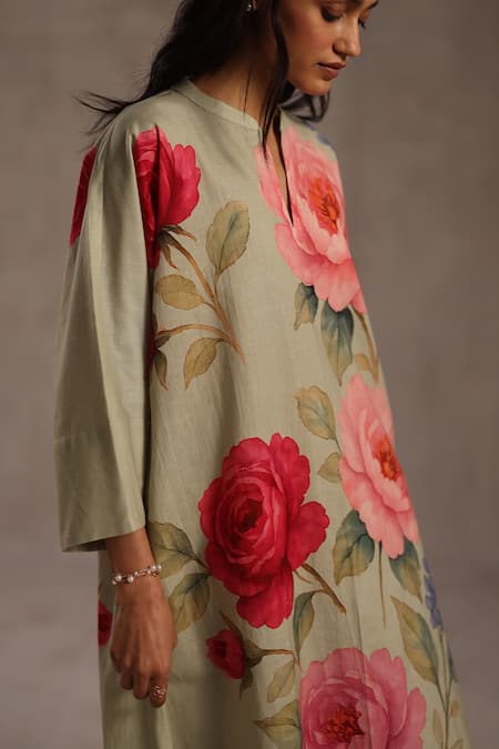 Roza_Pink Linen Mandarin Collar, Yes Lilibet Printed Kurta And Pant Set _at_Aza_Fashions