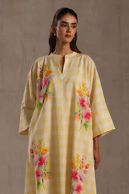 Buy Roza Yellow Linen Split V-neck Anne Printed Kurta And Pant Set Buy_Roza_Yellow Linen Split V-neck Anne Printed Kurta And Pant Set