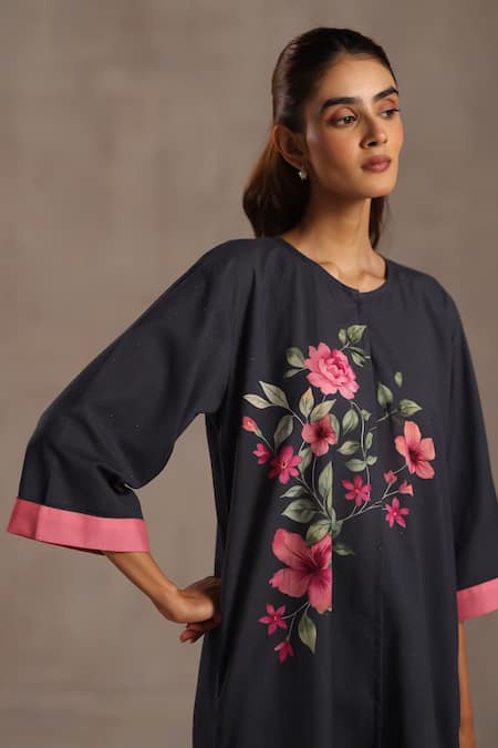Buy_Roza_Pink Linen Round Neck Alyza Floral Print Kurta And Pant Set 