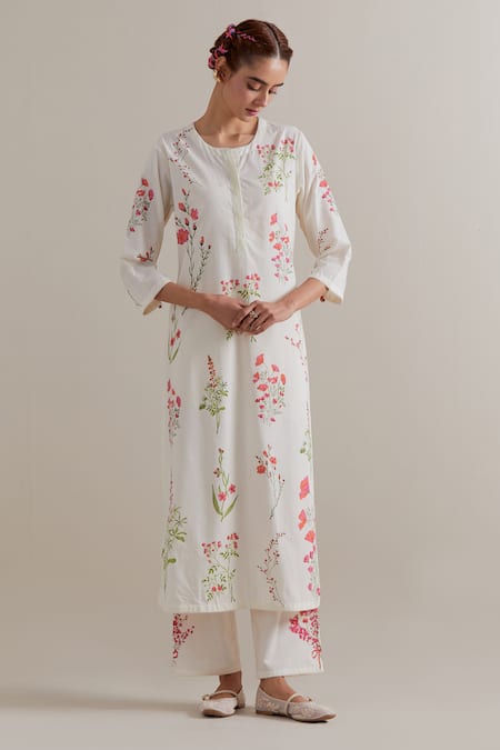 Buy Upavita Pink Cotton, Chanderi Beads, Tassels Round Neck Kurta Set Online at Aza Fashions Buy_Upavita_Pink Cotton, Chanderi Beads, Tassels Round Neck Kurta Set _Online_at_Aza_Fashions