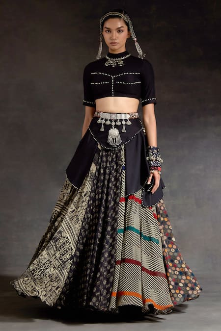 Aseem Kapoor Areej Blouse & Printed Kali Skirt Set 