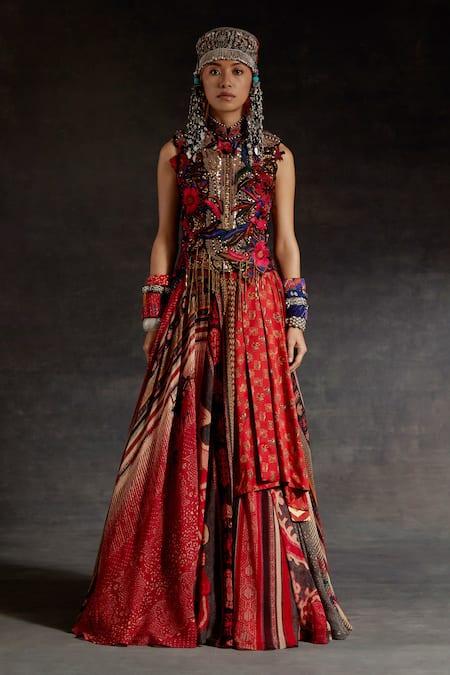 Aseem Kapoor Inaq Embroidered Top & Layered Skirt Set 