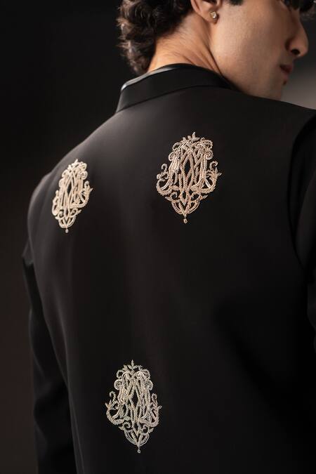 payal and rishab_Black Crepe, Wool Embroidery, Zari Plain Kurta And Pant Set _Online_at_Aza_Fashions