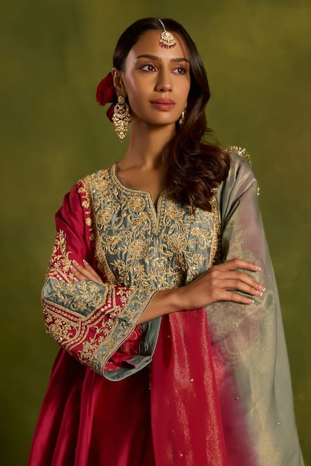 Kritika Dawar_Pink Silk, Tissue Embroidery, Zari, Applique Split Aafreen Hand Kurta Set _at_Aza_Fashions