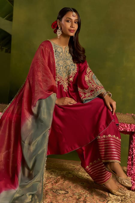 Shop_Kritika Dawar_Pink Silk, Tissue Embroidery, Zari, Applique Split Aafreen Hand Kurta Set 