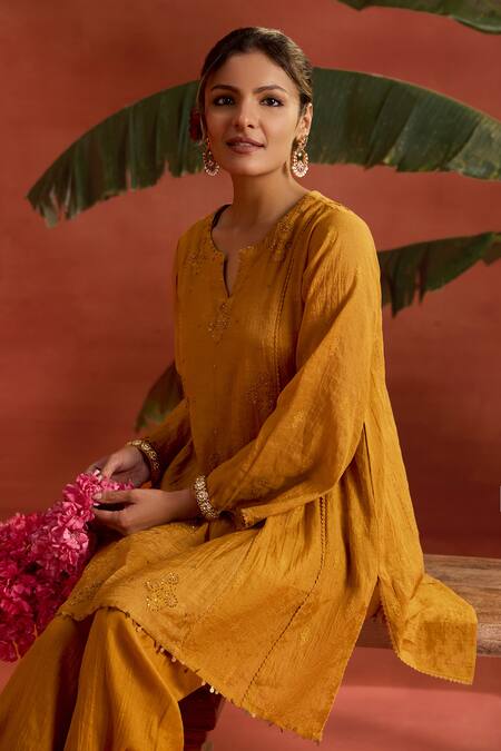 Shop_Kritika Dawar_Mustard Chanderi, Tissue Embroidery Split Aamira Thread Work Kurta And Pant Set 