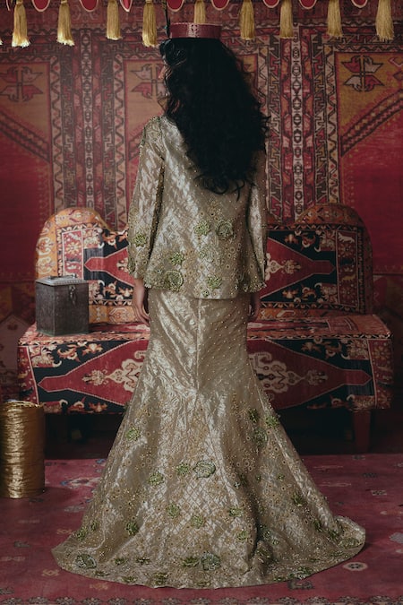 Aditi Gupta Floral Chatai Embroidered Mermaid Skirt Set 