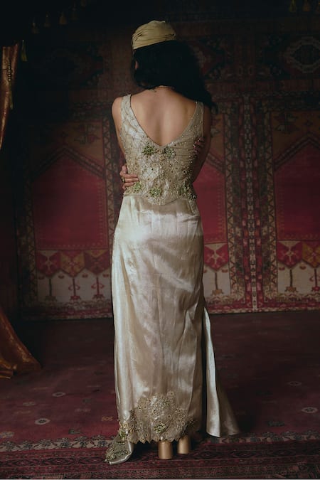 Aditi Gupta Floral Chatai Embroidered Corset & Draped Skirt Set 