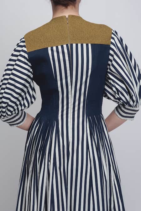 Buy_Leh Studios_Black Cotton High , Keyhole Beri Vertical Stripe Print Dress 