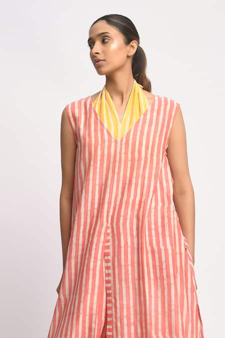 Shop_JAYATI GOENKA_Pink Cotton, Chanderi Silk V-, Halter Sun Printed Kurta And Pant Set _Online_at_Aza_Fashions