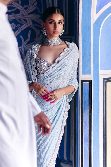 Surily G Scallop Bordered Saree Set 