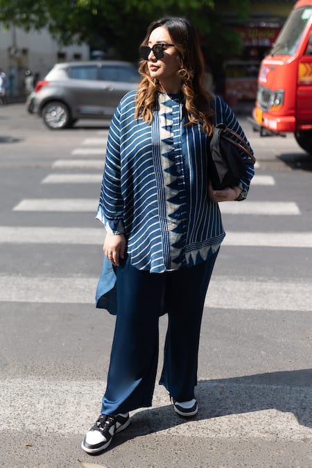 Prahnaaya Stripe Print Shirt & Pant Set 