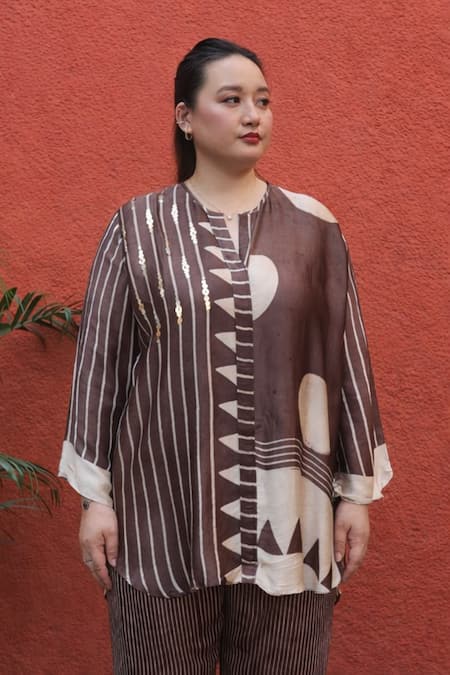 Prahnaaya_Brown Satin, Modal Split V-neck Geometric Pattern Top And Pant Set _Online_at_Aza_Fashions