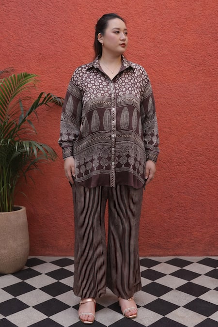 Prahnaaya Printed Shirt & Pant Set 
