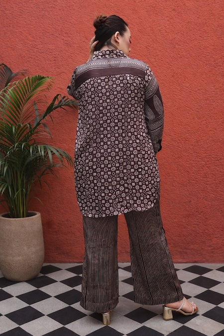 Prahnaaya Printed Shirt & Pant Set 