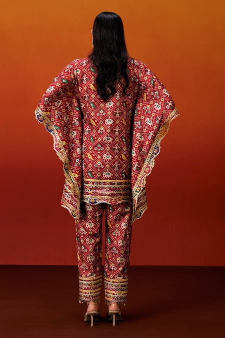 Evra By Nikita Patola Print Kaftan & Pant Set 