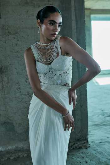 Istya Ivory Organza, Georgette Pearls Sweetheart Neck Embroidered Corset And Skirt Set Online at Aza Fashions Istya_Ivory Organza, Georgette Pearls Sweetheart Neck Embroidered Corset And Skirt Set _Online_at_Aza_Fashions