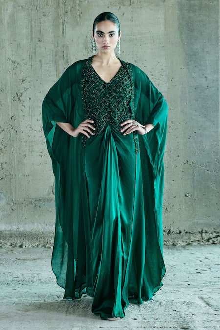 Istya Embellished Jacket Skirt Set With Cape 