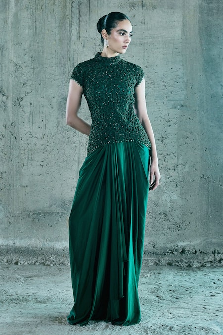 Istya Embroidered Top & Skirt Set 