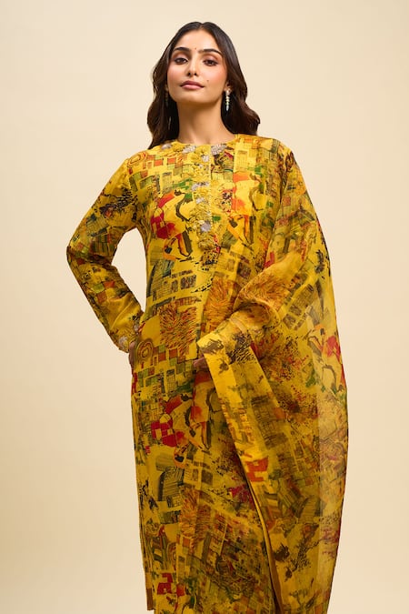 Buy_Anamika Khanna_Yellow Round Neck, Yes Mustard Printed Kurta Set 