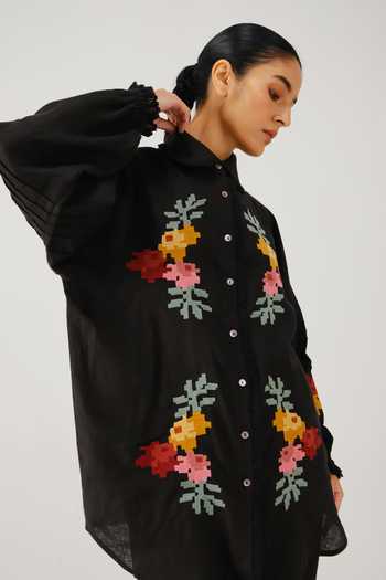 Buy_Cord_Black Linen Embroidery, Lace Peter Pan Collar Moira Pixel Shirt _Online_at_Aza_Fashions