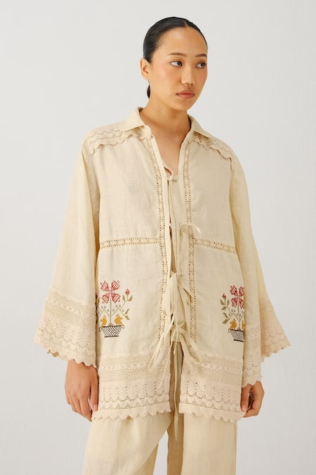 Cord Vase Embroidered Shirt 