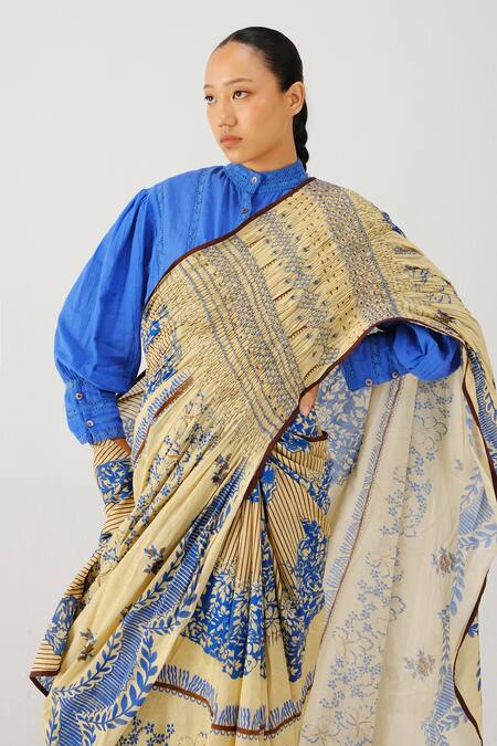 Cord_Blue Satin Smocking Bluebell Print Saree _Online_at_Aza_Fashions