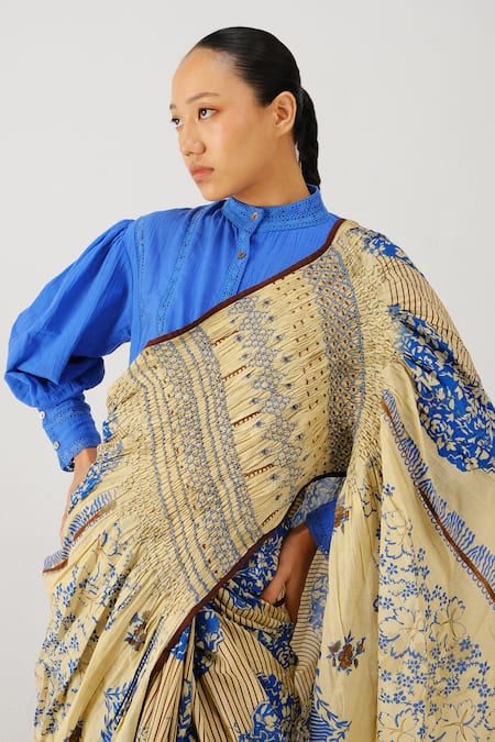 Buy_Cord_Blue Satin Smocking Bluebell Print Saree _Online_at_Aza_Fashions