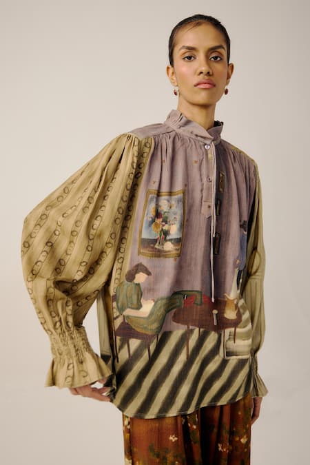 Cord Living Room Print Ruffled Top 